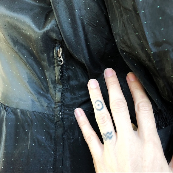 Vintage 40s Black + Green Micro Dot Dramatic Smocked Balloon Sleeve Party Dress - Picture 7 of 9